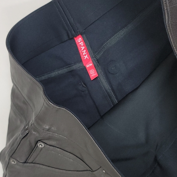 Spanx Leather-Like Ankle Skinny Pant - Picture 7 of 13